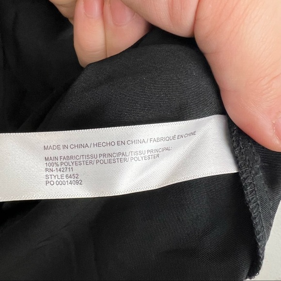 ELOQUII V Neck Dress with Dolman Sleeves, Black, Size 18/20, NWT! - Picture 10 of 10